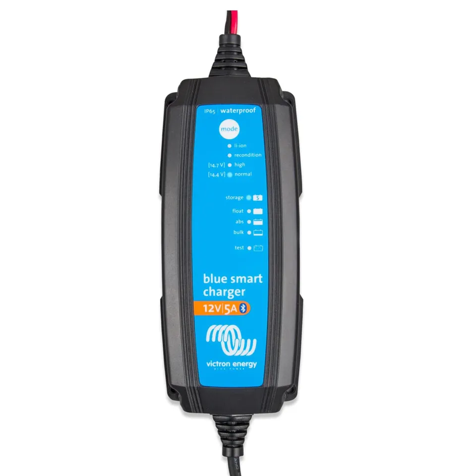victron-energy-blue-smart-ip65-12v-5a-230v-chargeur-de-batterie-bluetooth-tanche image 1