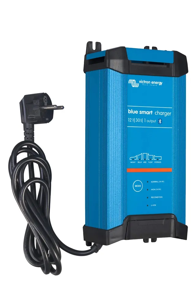 victron-energy-blue-smart-ip22-charger-12-30-1-230v-bpc123042002-chargeur-de-bat image 1